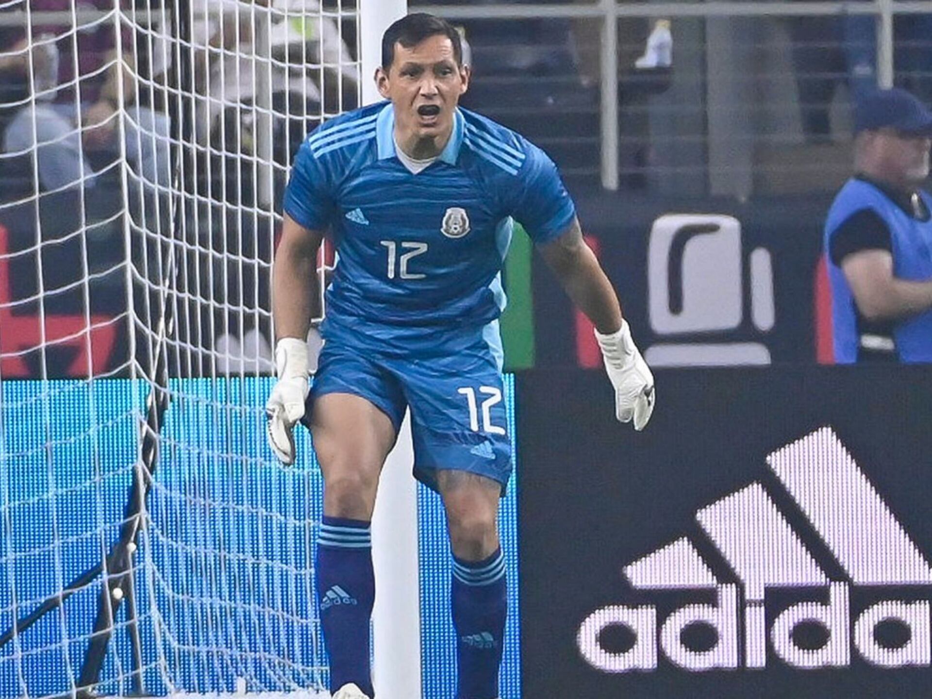 Rodolfo Cota shouldn’t be the starting goalkeeper of Mexico National Team for a $12 million reason