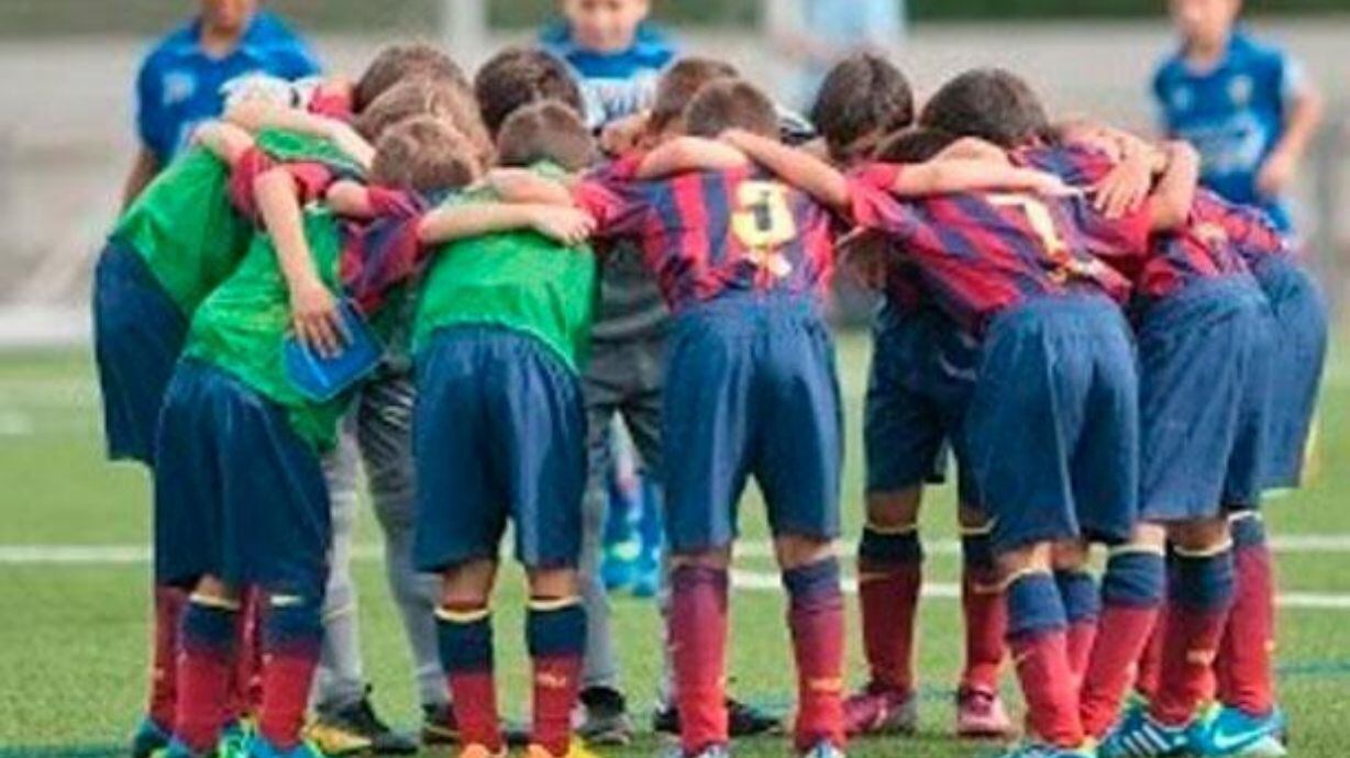 El niño salteño que juega en el Barça y es la encarnación de Messi