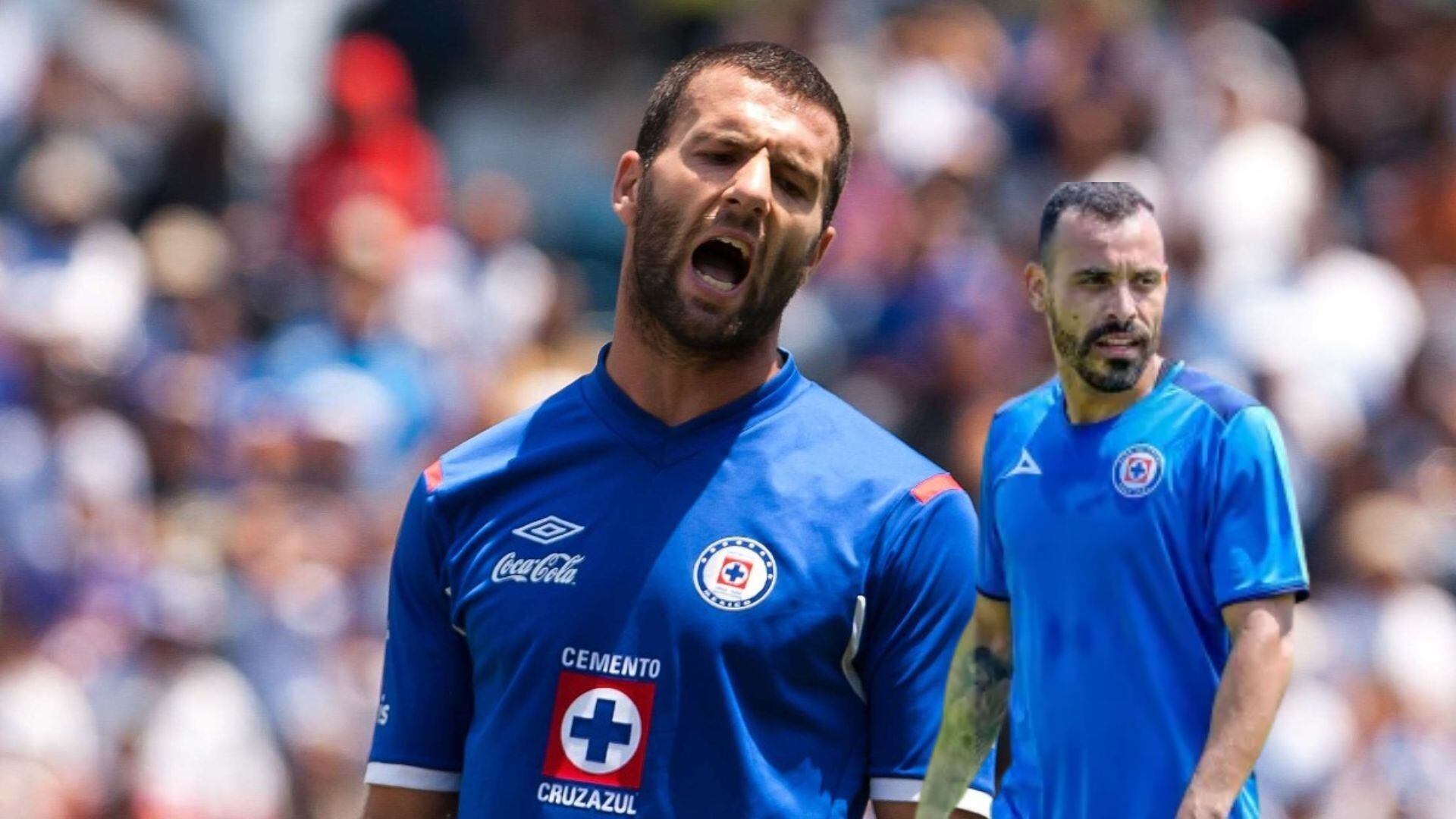 Tito Villa se va contra Cruz Azul por culpa de Moisés Vieira