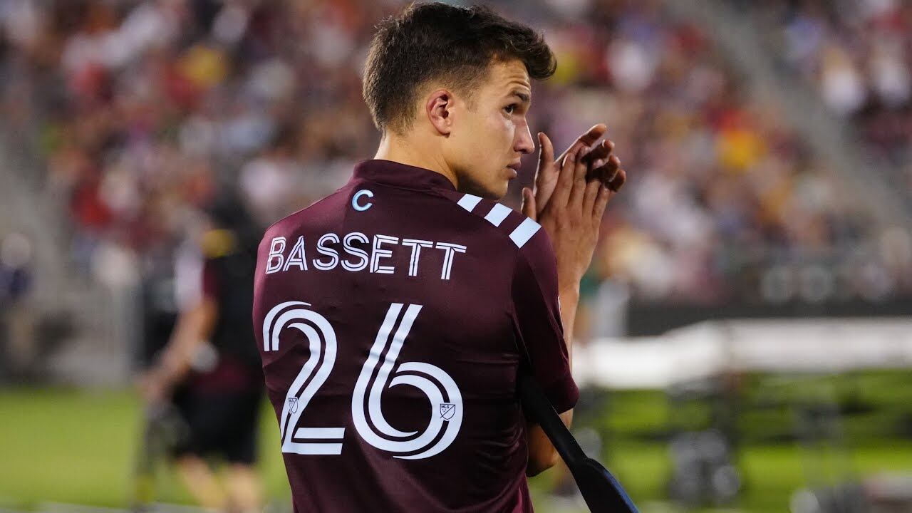 Cole Bassett's arrival at Feyenoord was confirmed. The player will be on loan with an option to buy