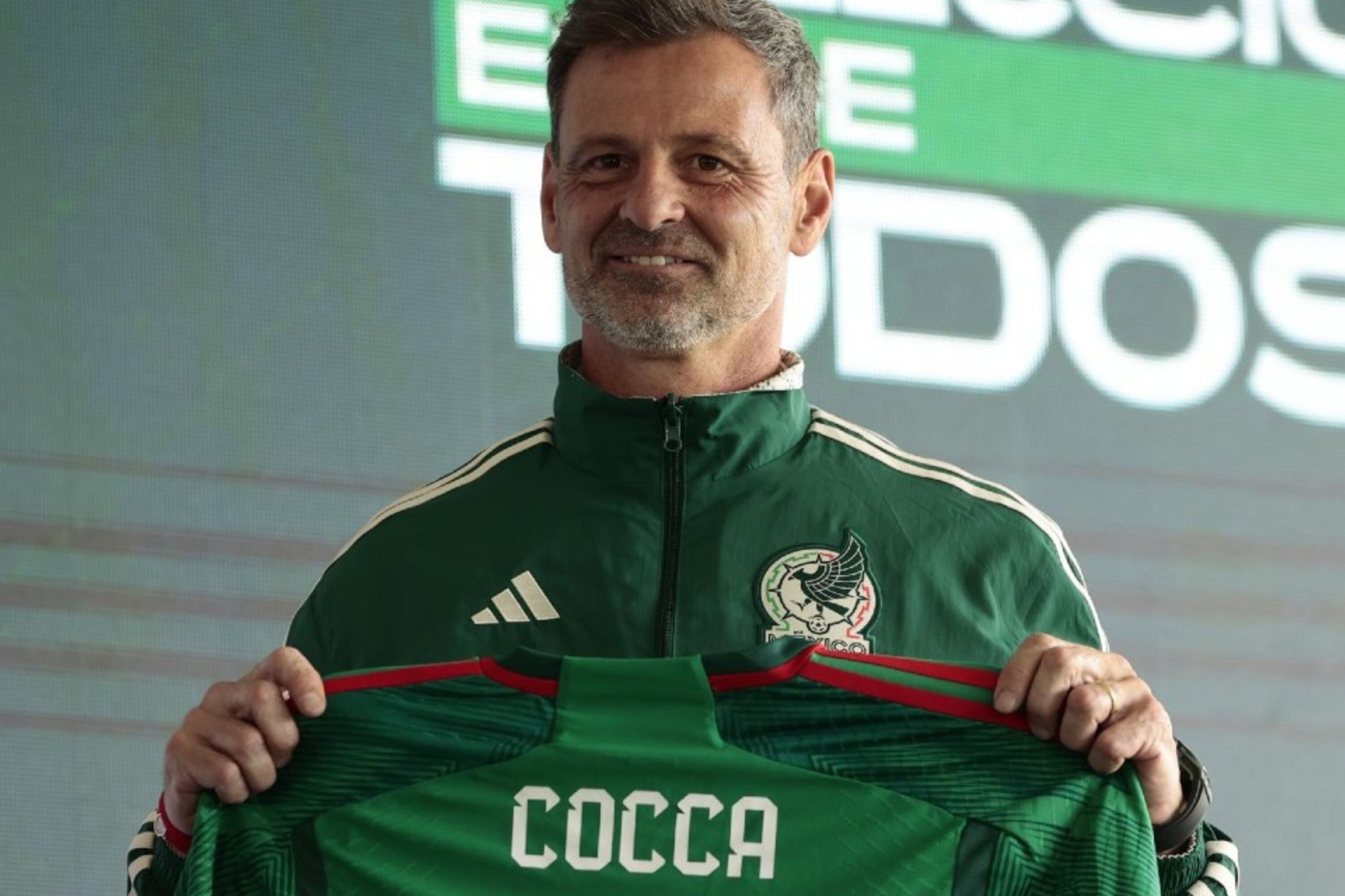 The number 9 that Diego Cocca would choose as a starter for the Mexico team
