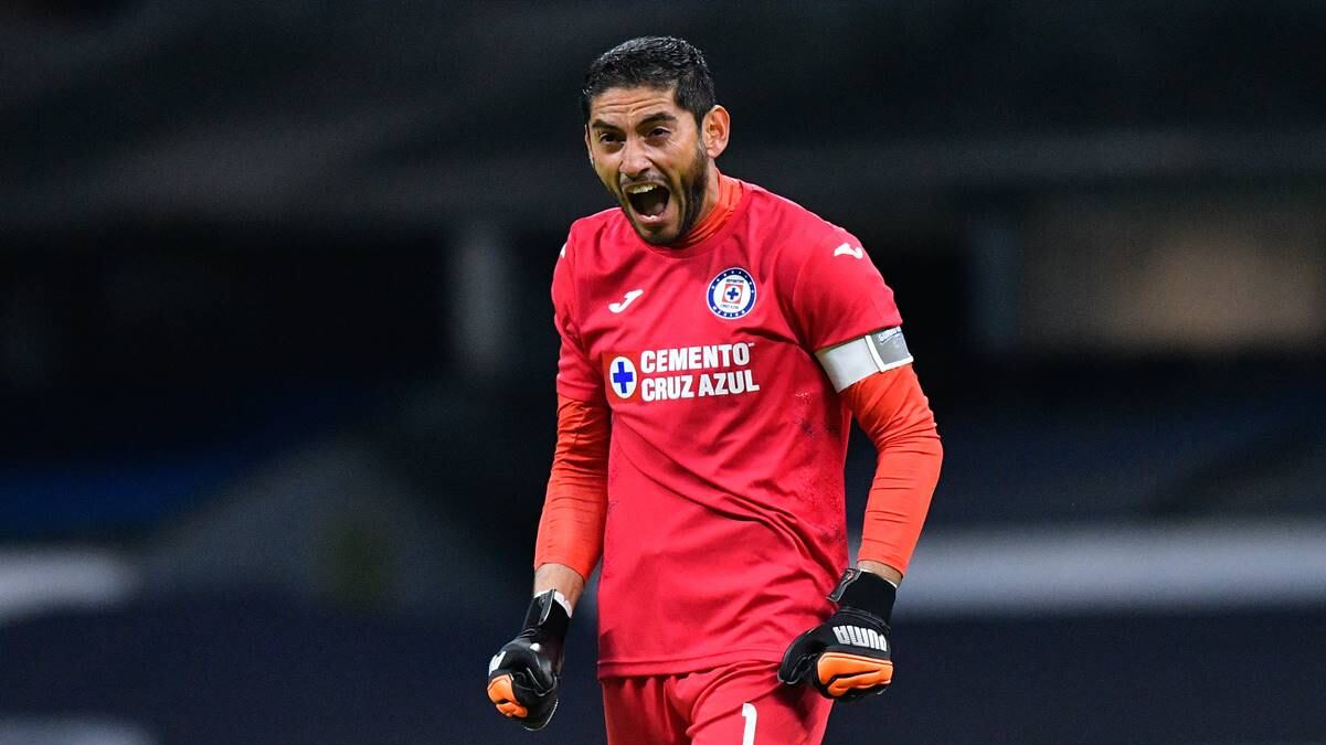With Jesús Corona's career coming to an end discover which goalkeeper Cruz Azul wants to replace him