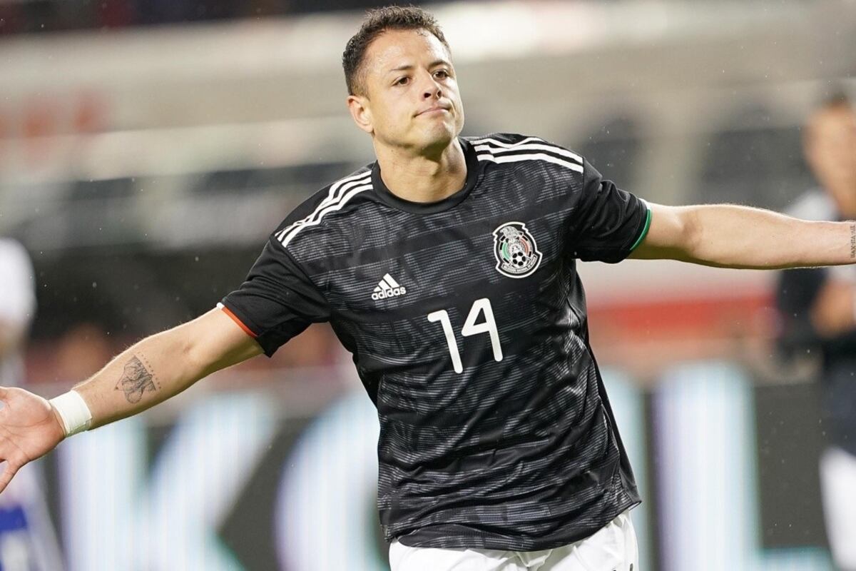 El record que podría romper Javier Chicharito Hernández en Qatar 2022 con la Selección de México