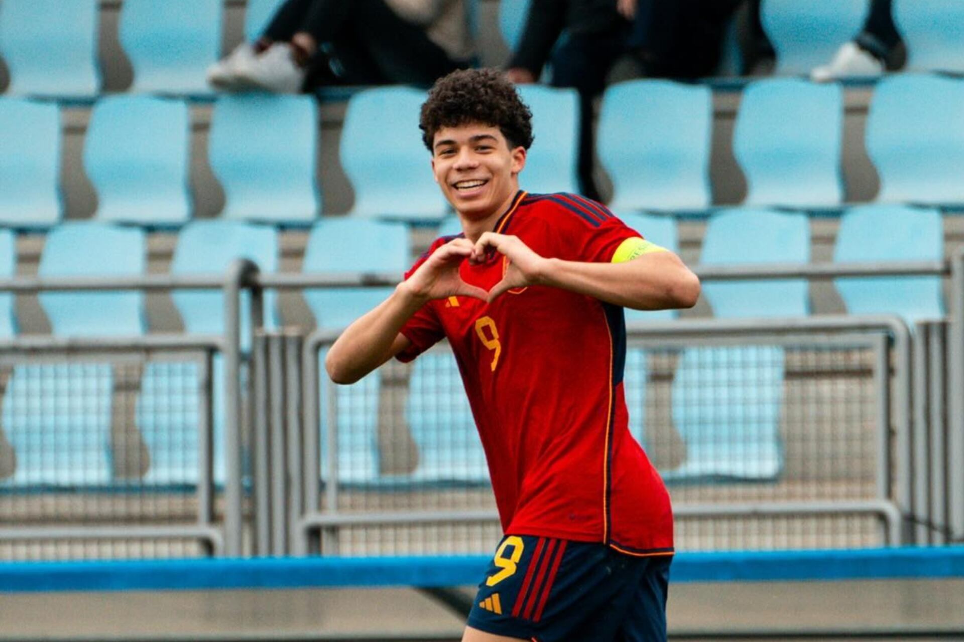 Enzo Alves ya marca y gana partidos para España, mira la reacción de Marcelo