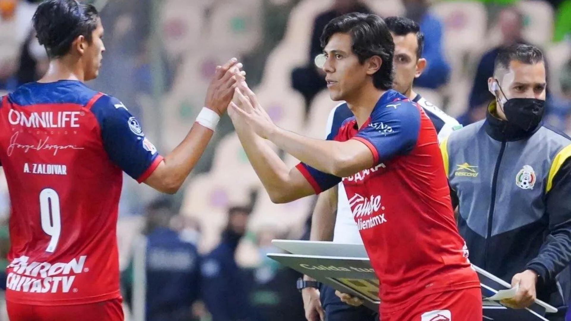 Chivas are after a new striker and their top choice is a Dual Nat