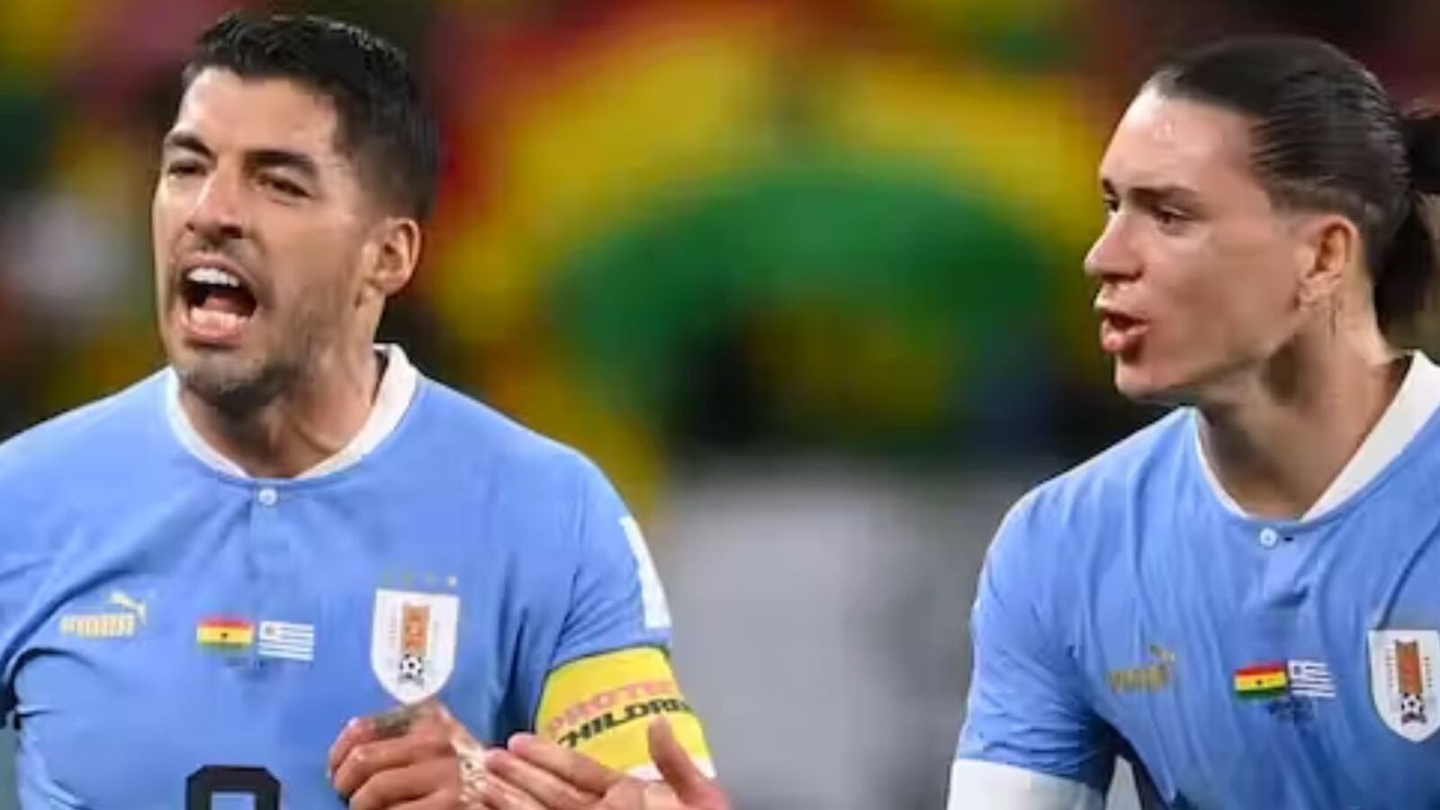 (VIDEO) Darwin Nunez is shining with Uruguay and this is how Luis Suarez show his respect