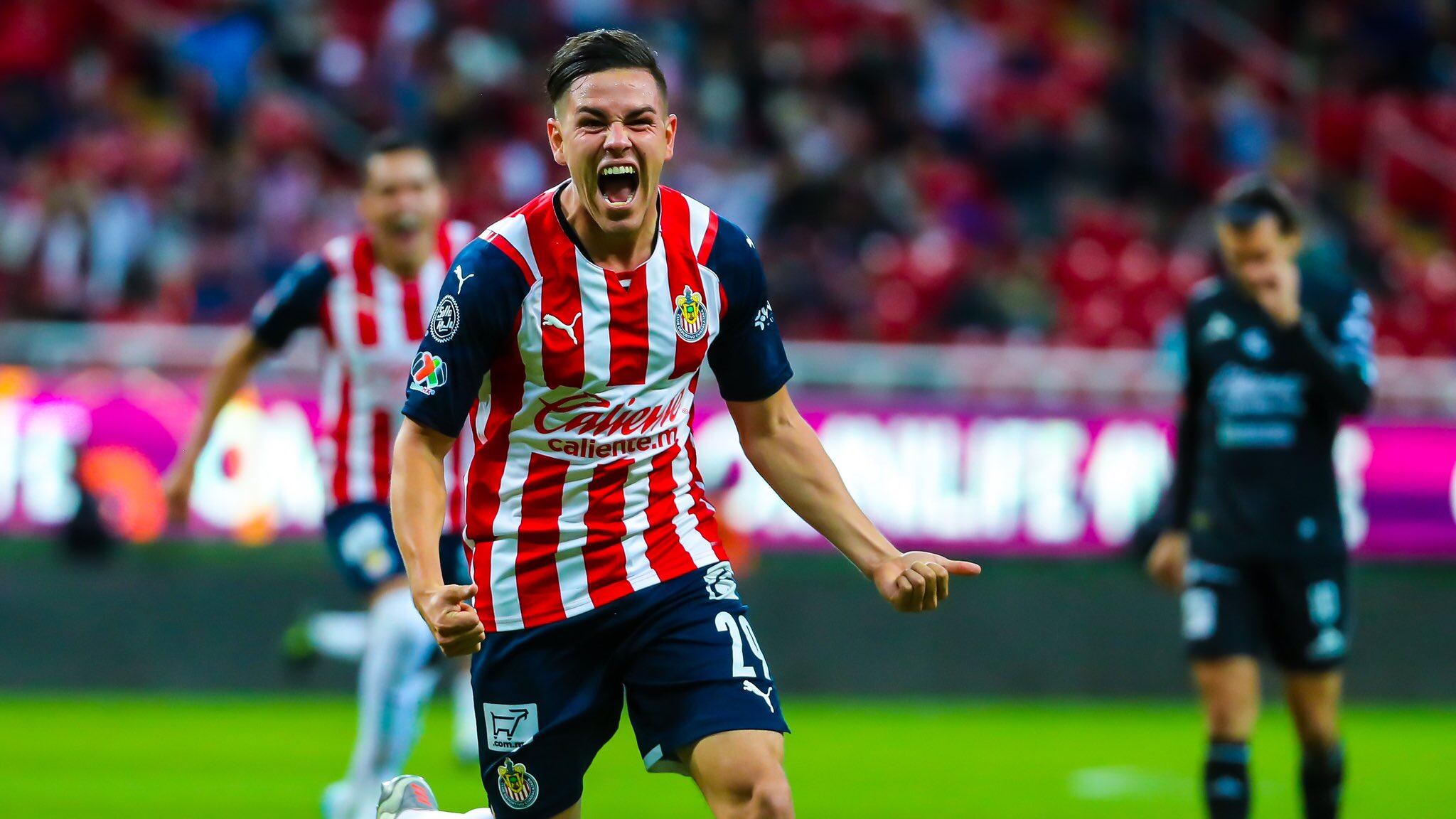 The player that could be what Chivas needed finally scored his first goal with the team