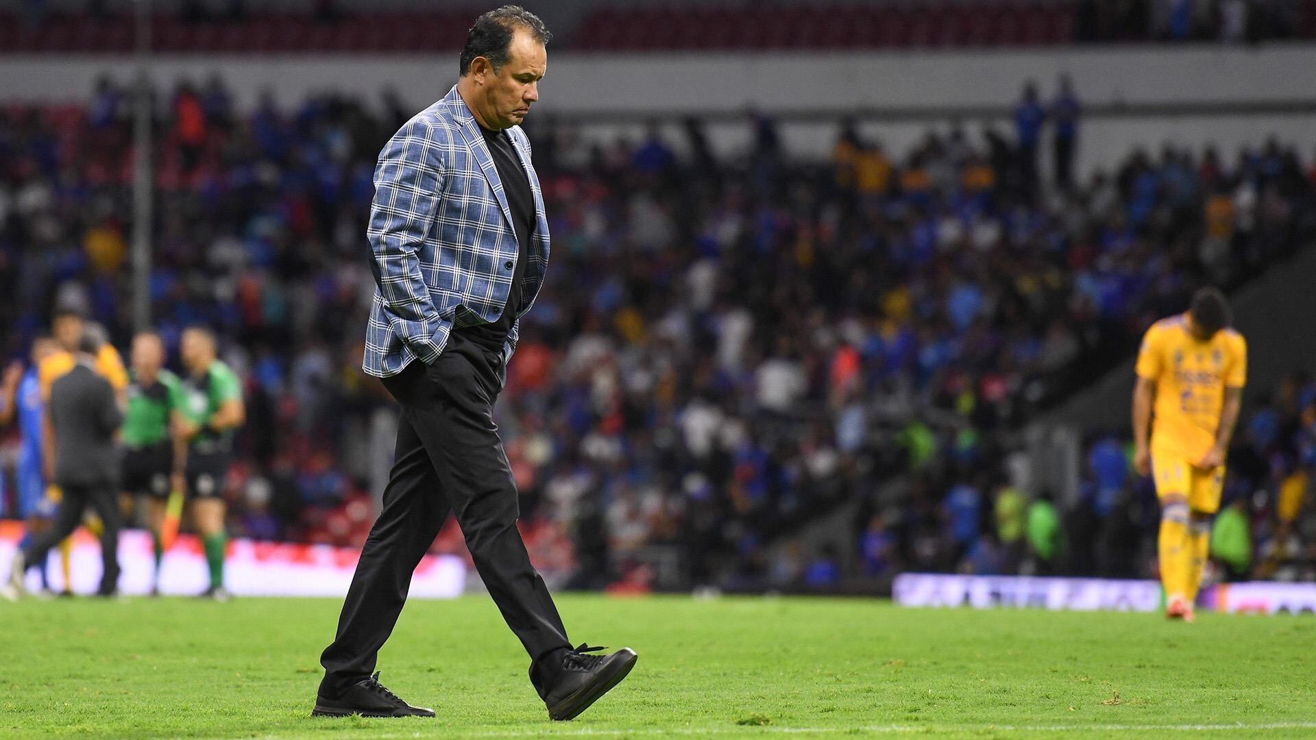 Juan Reynoso won’t remain in Cruz Azul, the new coach will be an old acquaintance