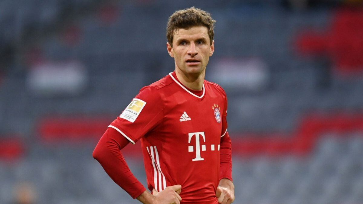 Bayern de Múnich pierde a Thomas Müller y pondría a un jugador de 17 años como su reemplazo