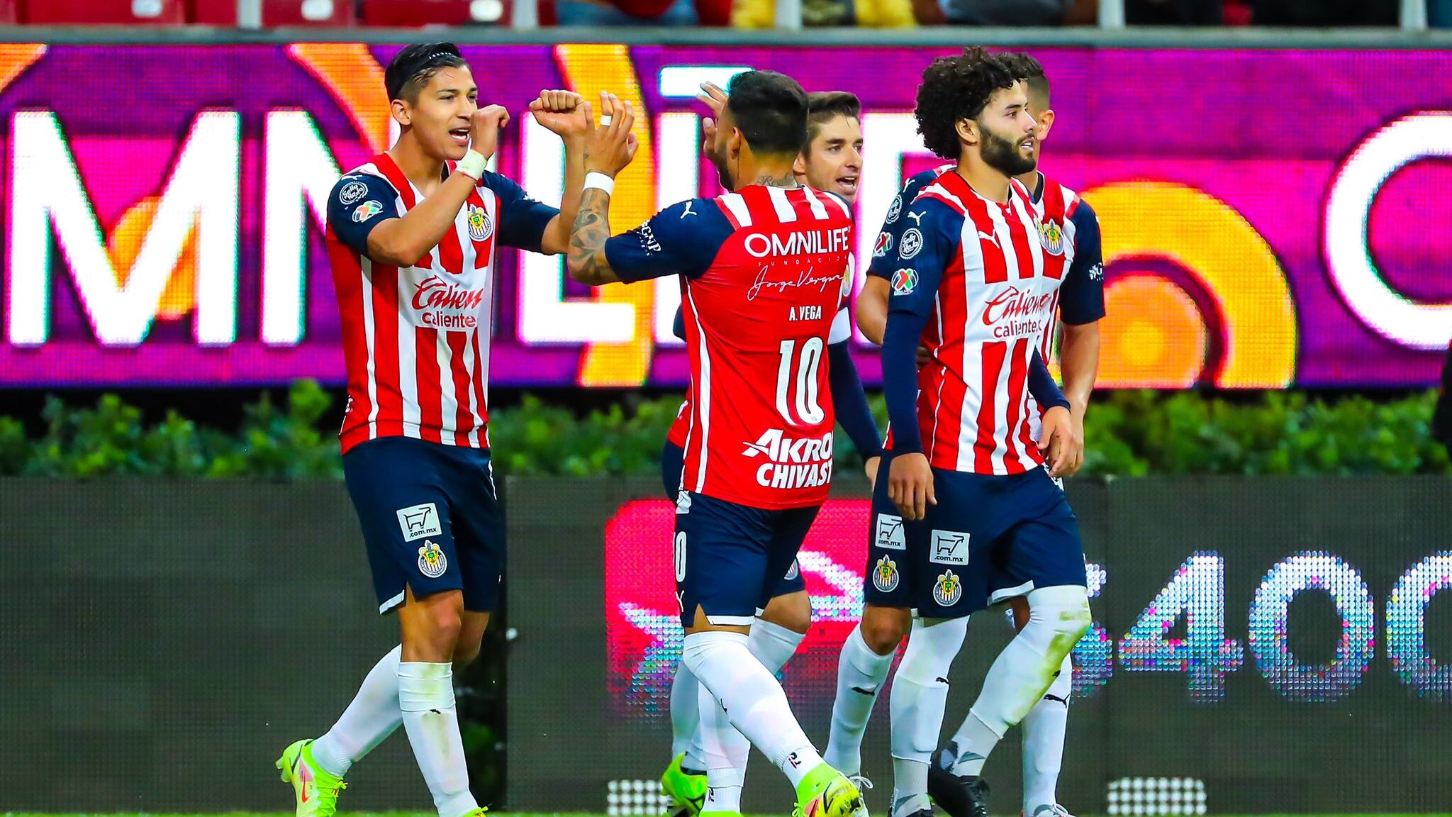 Chivas surprises everyone with a 3-0 victory over Mazatlán in Clausura 2022’s first game