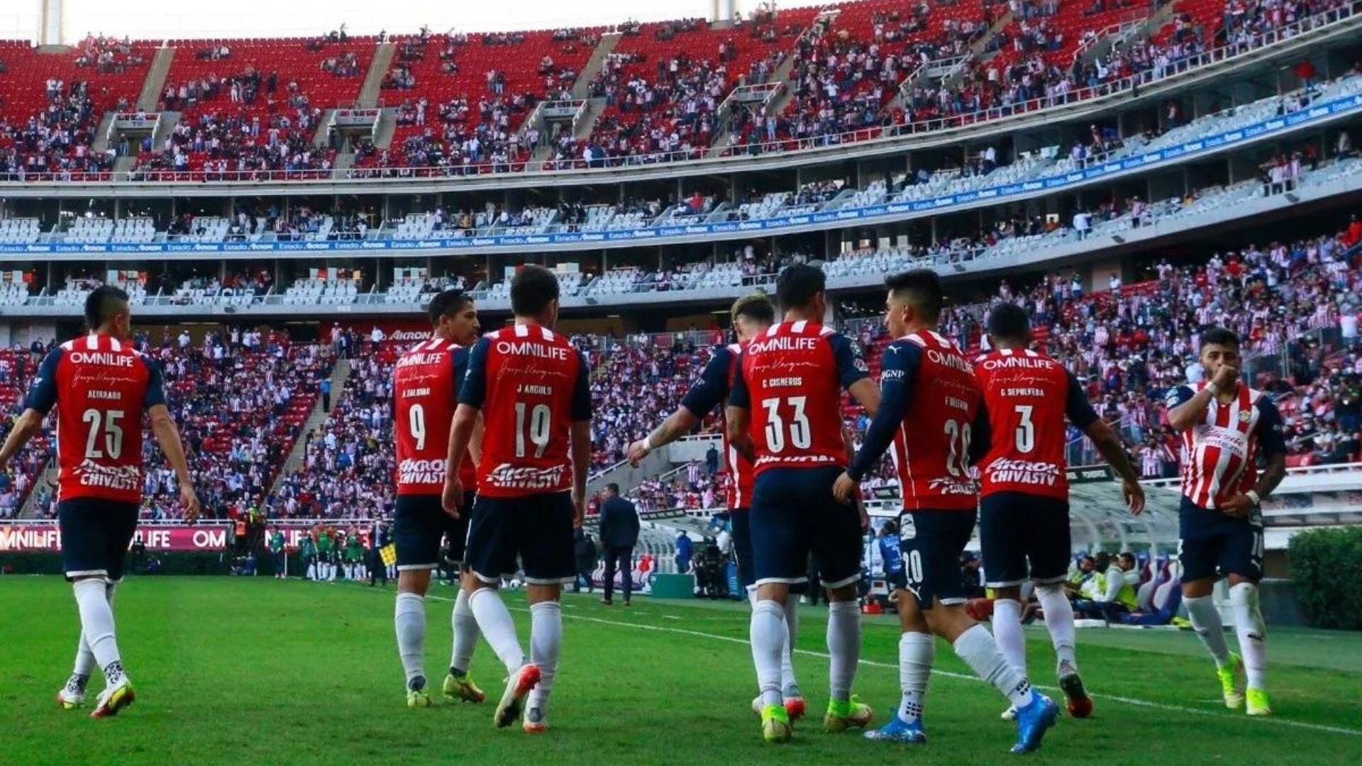 The three Chivas players want to leave El Rebaño after the disappointing performances