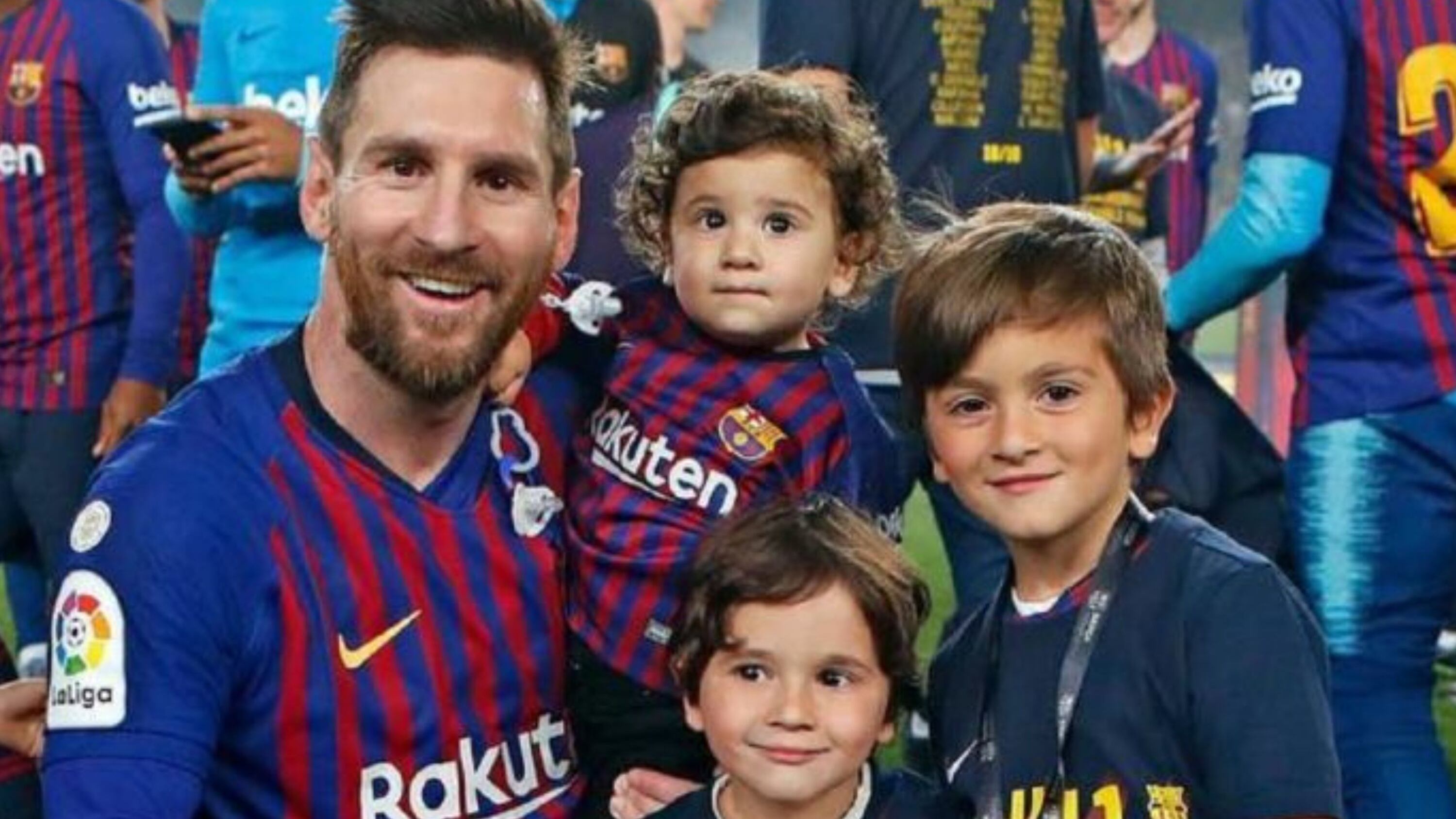 Bailó a jugadores del doble de su tamaño y dicen que es uno de los hijos de Messi