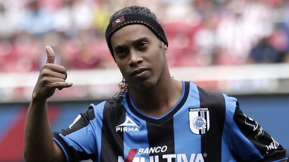El regalo que le dio Ronaldinho, al que consideró el mejor defensa de México