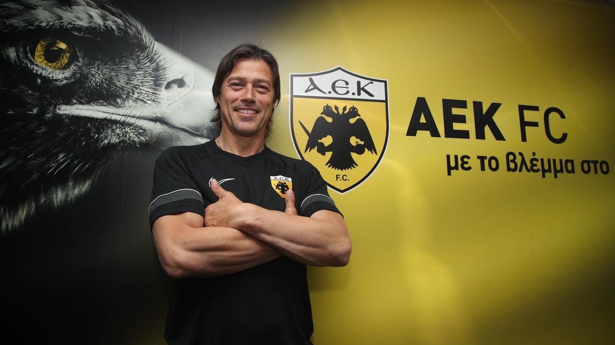 Now that Matías Almeyda signed with AEK Athens, he is after this Chivas player