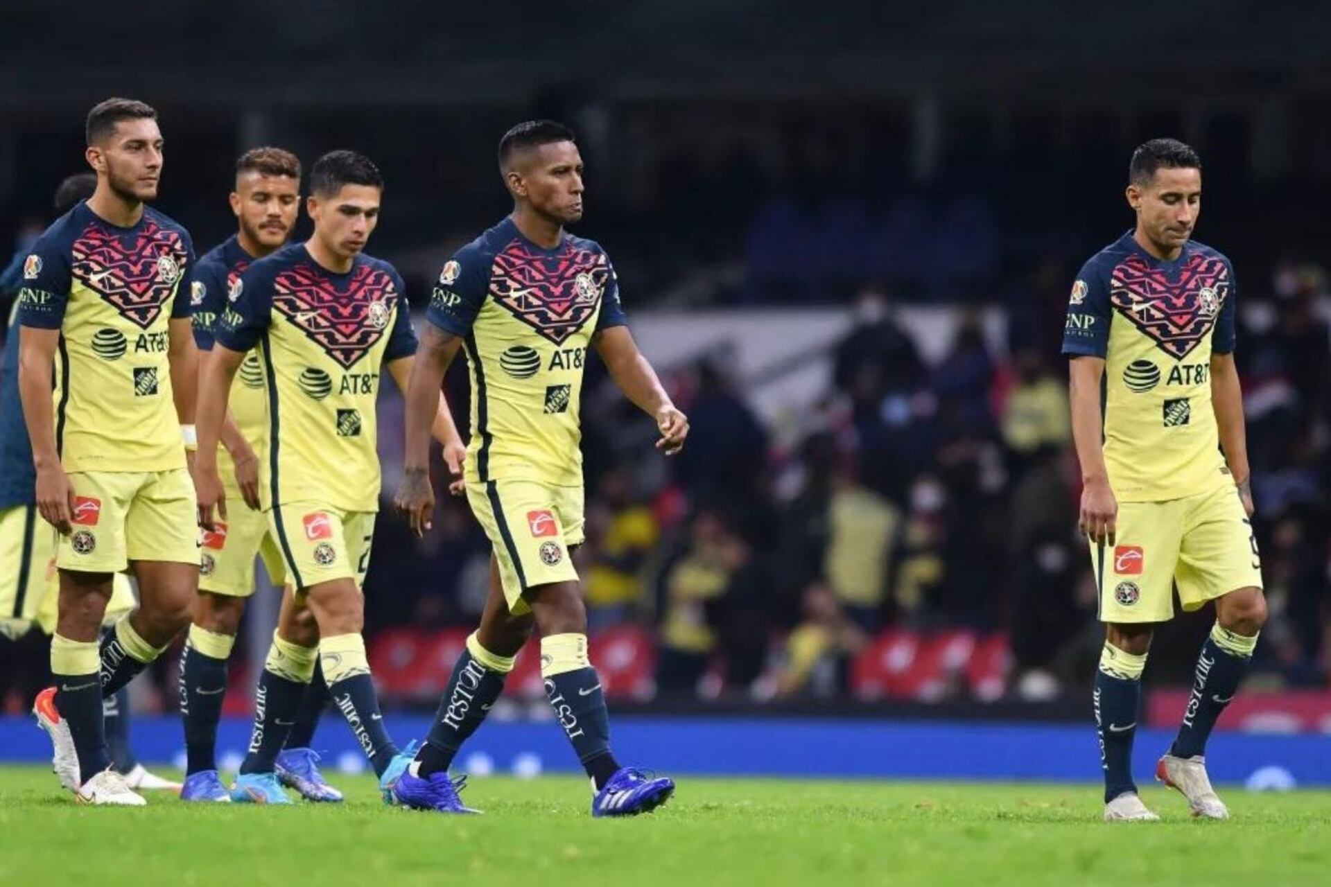 The three players who will leave Club América at the request of Emilio Azcárraga