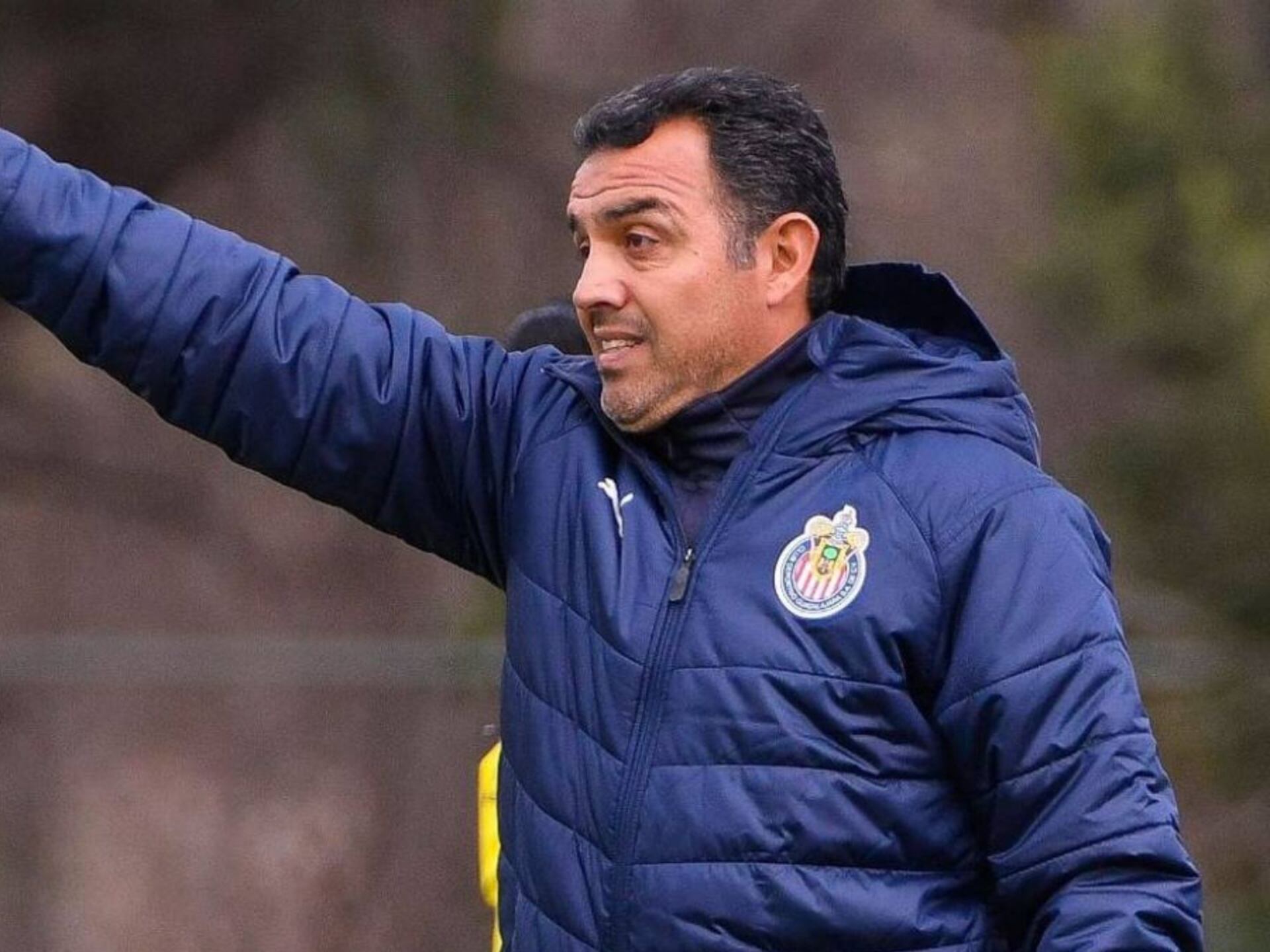 Ricardo Cadena already knows which players will leave the team if he remains as Chivas coach