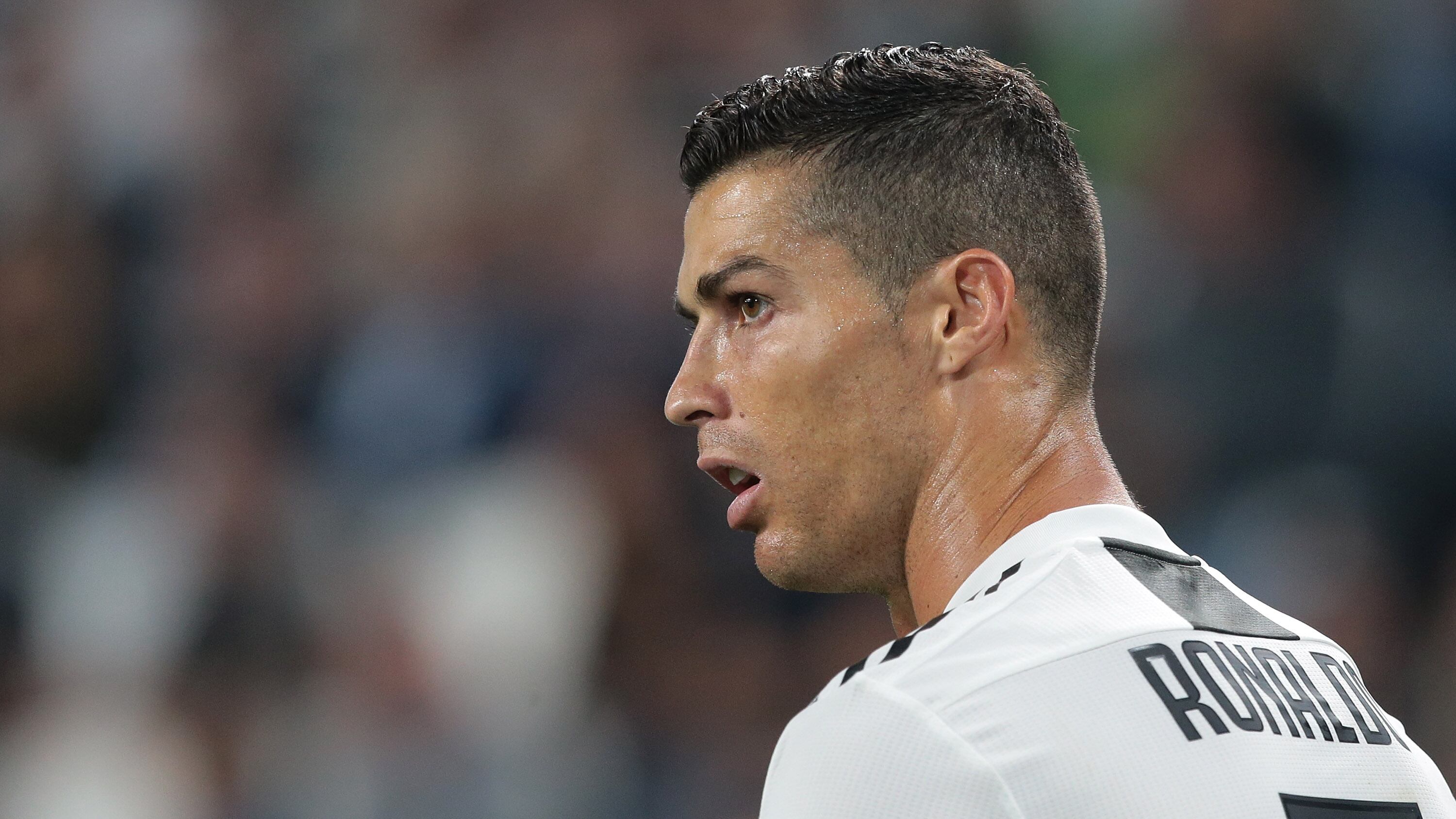 Que dijo Allegri sobre Cristiano Ronaldo: ¿Pidió ir al banquillo frente al Udinese?